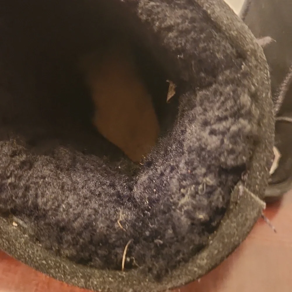 Bearpaw Boots Size 7 Black Suade Faux Fur